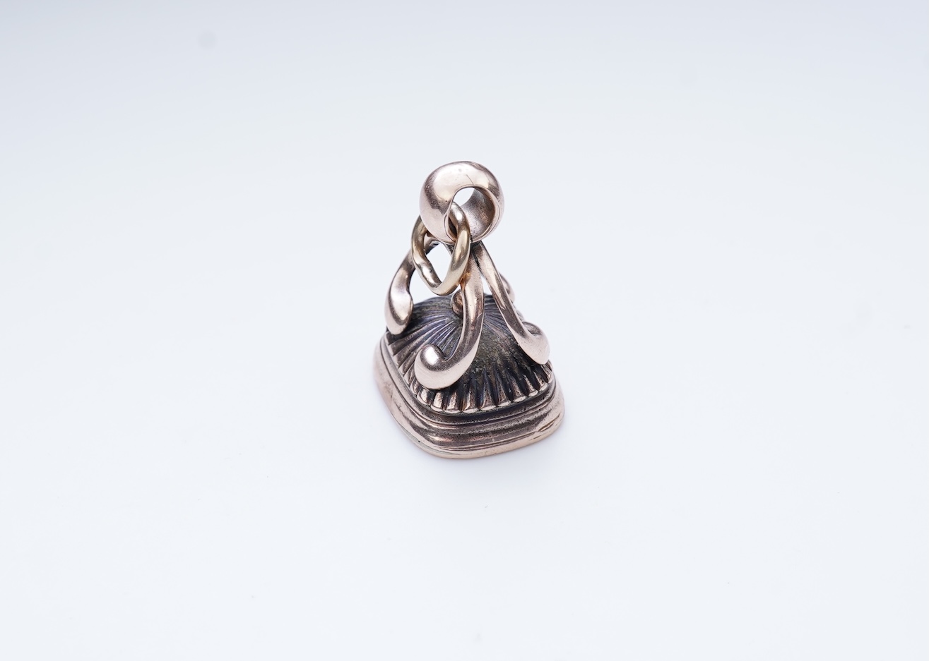 A gold and glass intaglio fob seal depicting Nelson, early 19th century